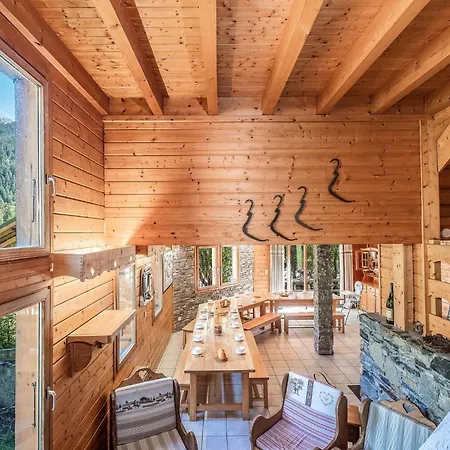 Chalet Le Grand Bec *